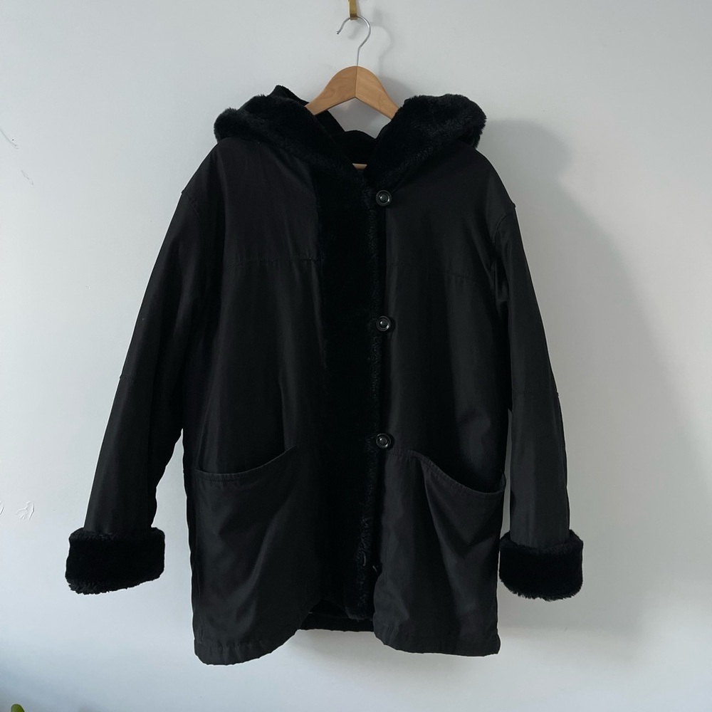 Vintage Black Hooded Faux Fur Button Down Coat - size L - Picture 2 of 6